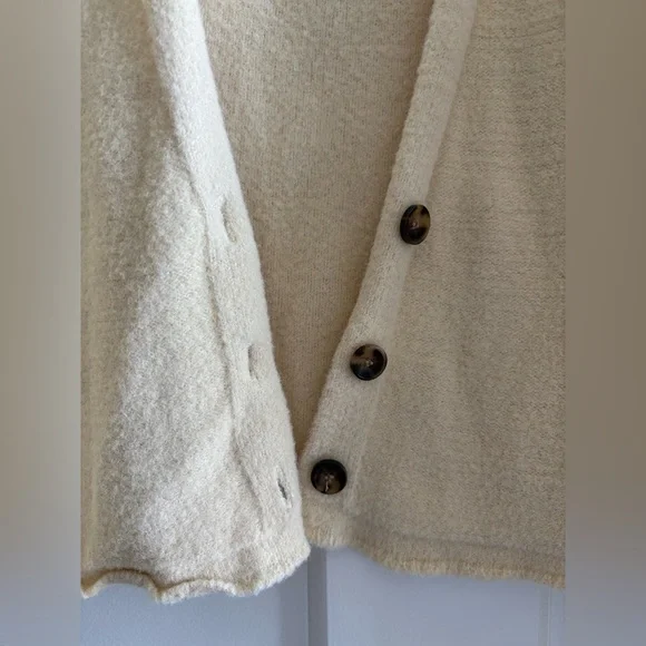 Free People Cream Button-Up Women's Sweater - Picture 2 of 6